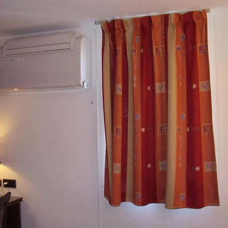 Hotel Mg Отель 2*