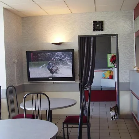 Hotel Mg Отель Клермон-Ферран