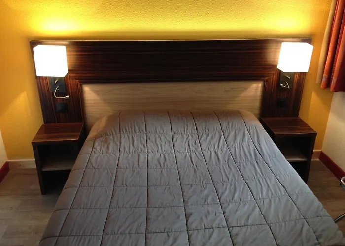 Otel Hotel Mg Clermont-Ferrand